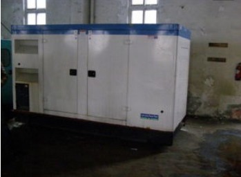 曹妃甸康明斯150kw大型柴油二手发电机组